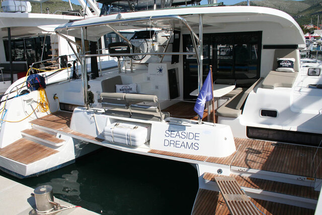 Lagoon 42 - 4 + 2 cab. Seaside dreams